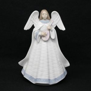 Lladro "Angelic Melody" Tree Topper Figurine #5963